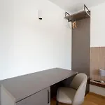 Luxury * Μπάρι
